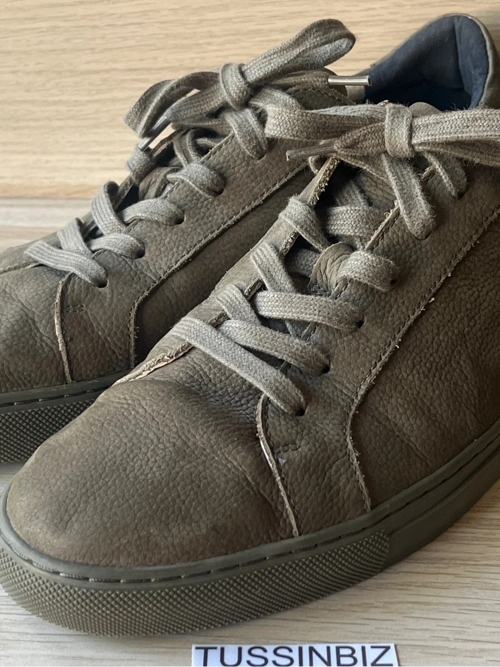 Banana Republic up grabs